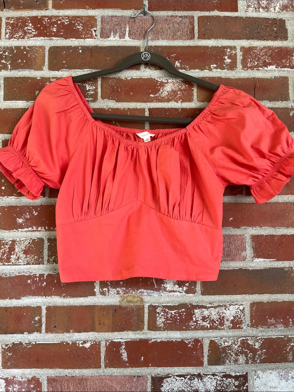 Sim & Sam Cropped Coral Top Size Medium